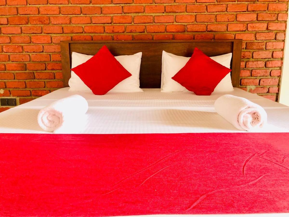 Lolu Village Resort Anuradhapura Esterno foto